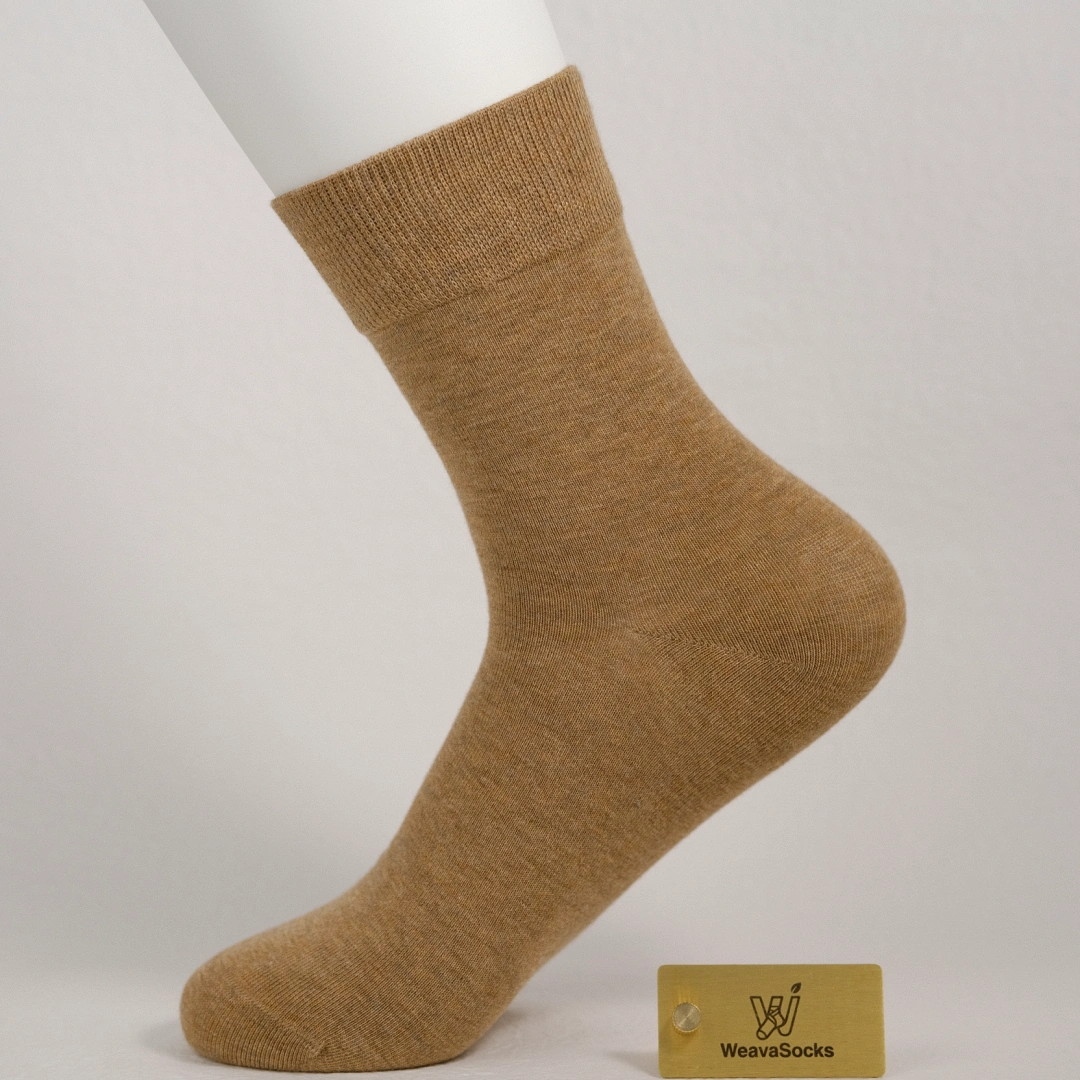 Men's 63% Combed Cotton Seamless Quarter Socks - product photo showing soft cotton comfort