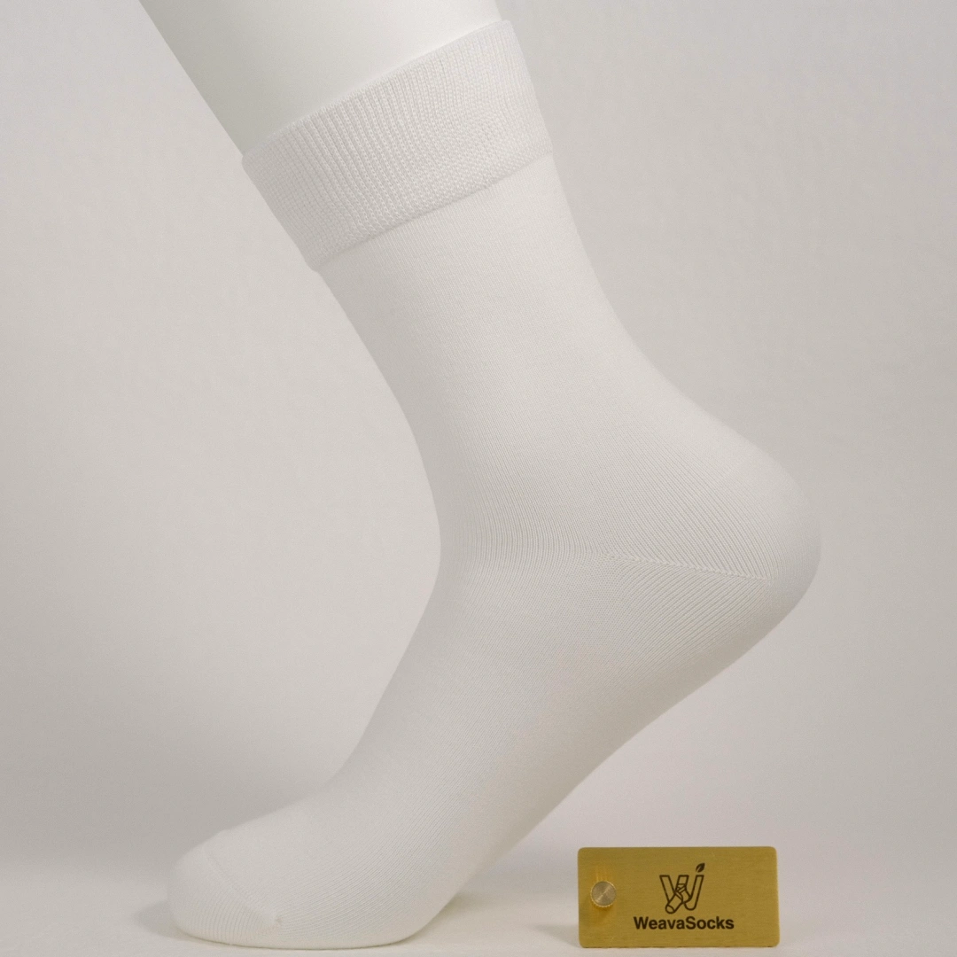 Men's 63% Combed Cotton Seamless Quarter Socks - product photo showing soft cotton comfort