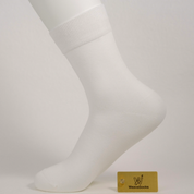 Men's 63% Combed Cotton Seamless Quarter Socks - product photo showing soft cotton comfort