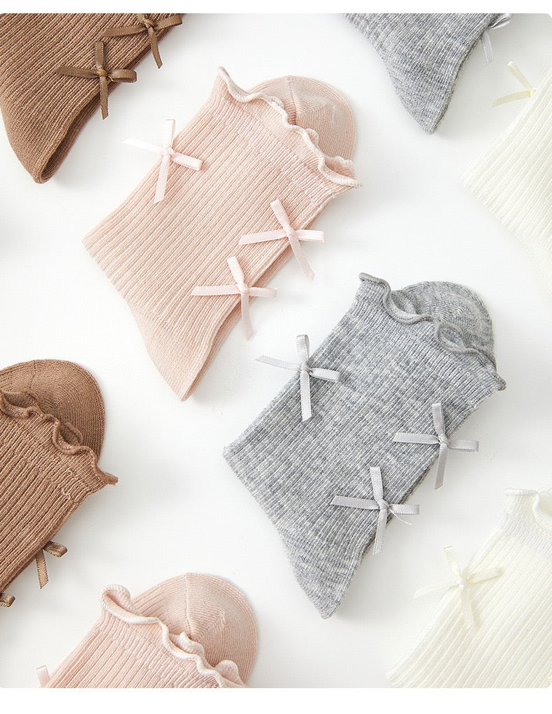Girls' Combed Cotton Blend Ribbon Bow Ruffle Crew Socks (3-Pack)