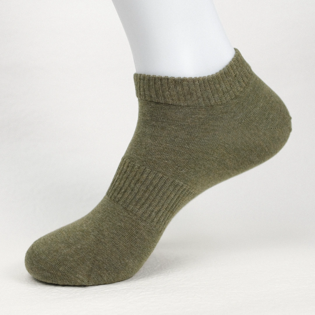 Men's 98% Cotton Everyday Low-Cut Ankle Socks - product photo showing soft cotton-rich comfort