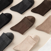 Women's 98% Cotton Fine-Ribbed Quarter Socks