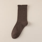 Women's 98% Premium Cotton Pin-Dot Scallop-Trim Crew Socks