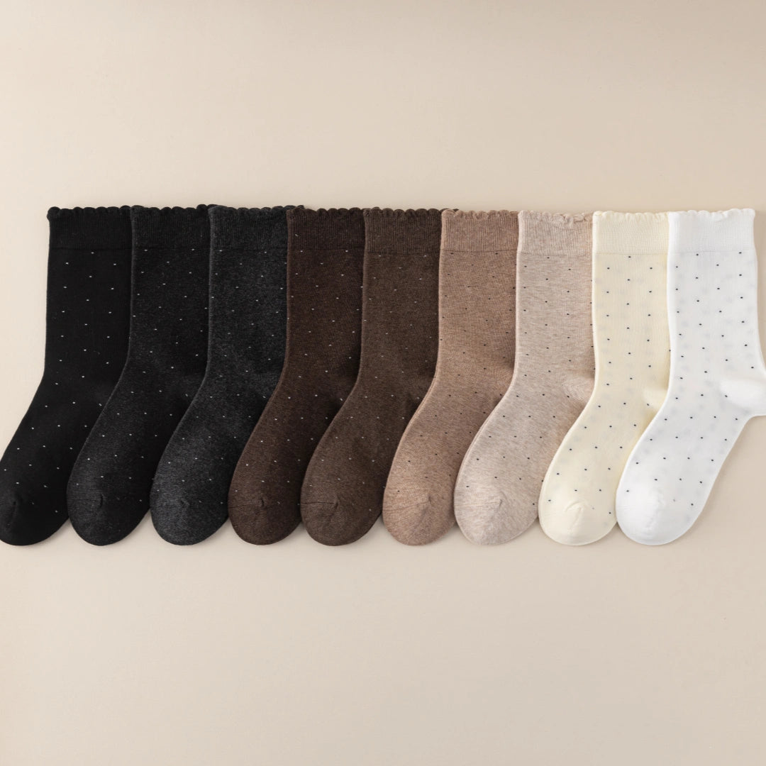 Women's 98% Premium Cotton Pin-Dot Scallop-Trim Crew Socks