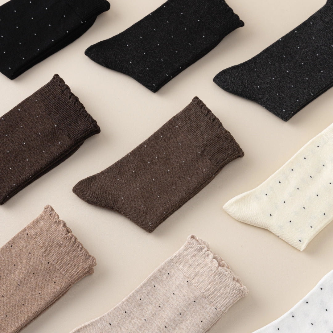 Women's 98% Premium Cotton Pin-Dot Scallop-Trim Crew Socks