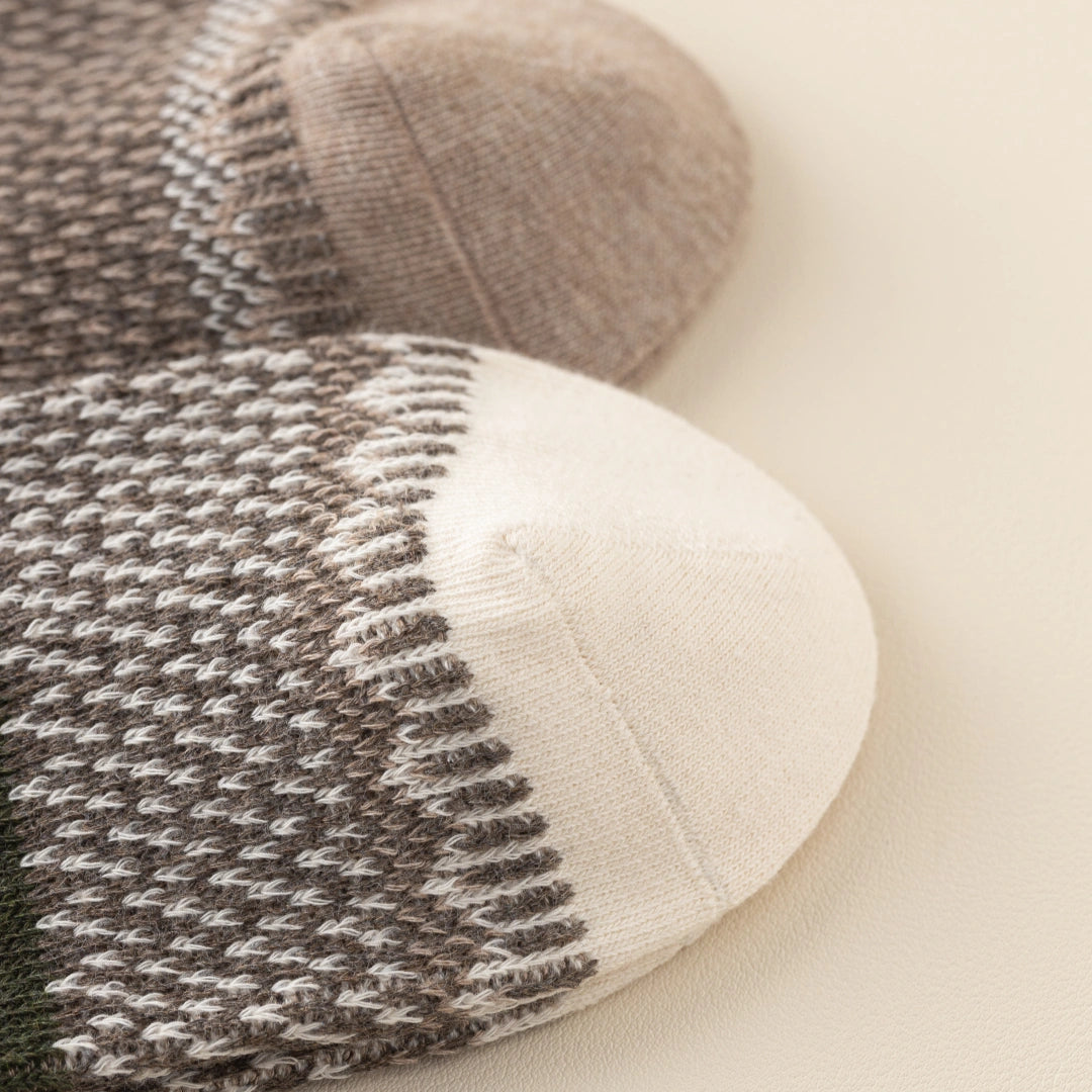 Women's Combed Cotton Blend 7.1" Textured Knit Multi-Pattern Crew Socks