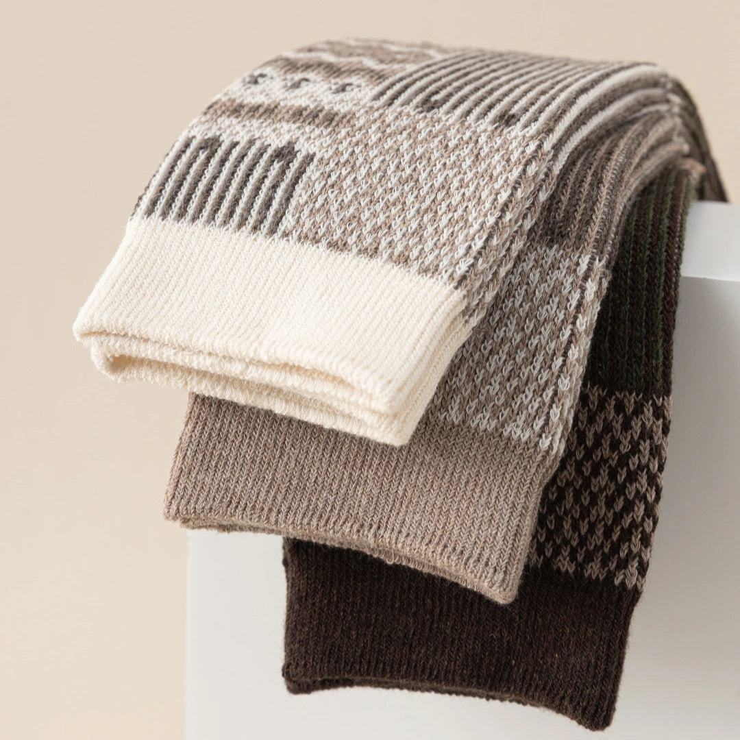 Women's Combed Cotton Blend 7.1" Textured Knit Multi-Pattern Crew Socks