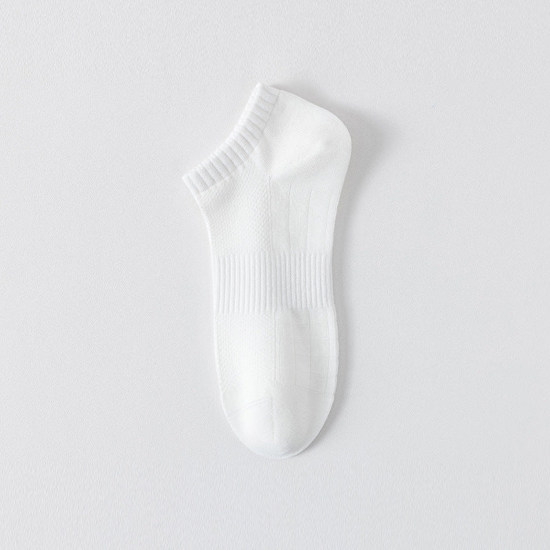 "Titan Mesh" Big & Tall Men's Low-Cut Socks - product photo showing breathable mesh comfort