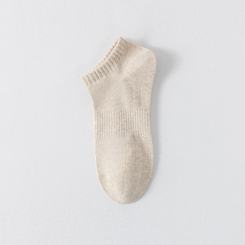 "Titan Mesh" Big & Tall Men's Low-Cut Socks - product photo showing breathable mesh comfort