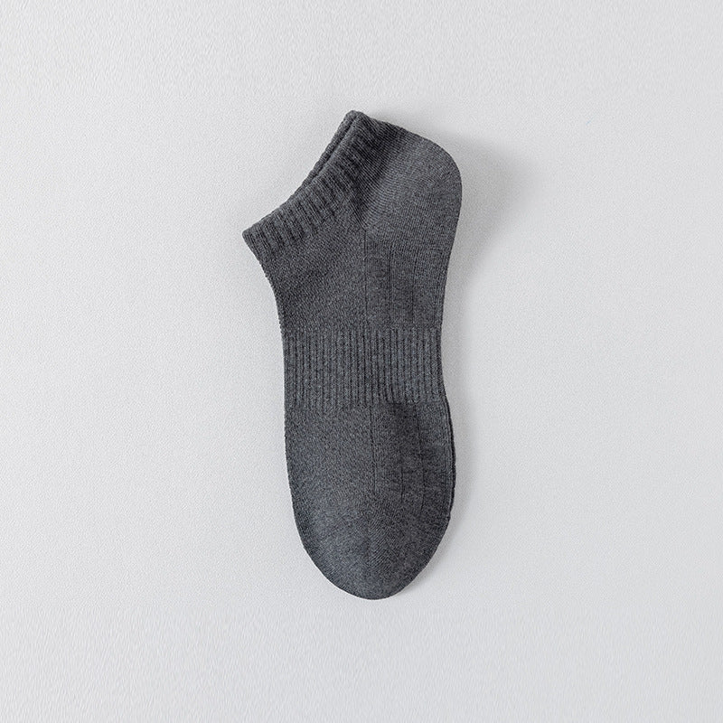 "Titan Mesh" Big & Tall Men's Low-Cut Socks - product photo showing breathable mesh comfort