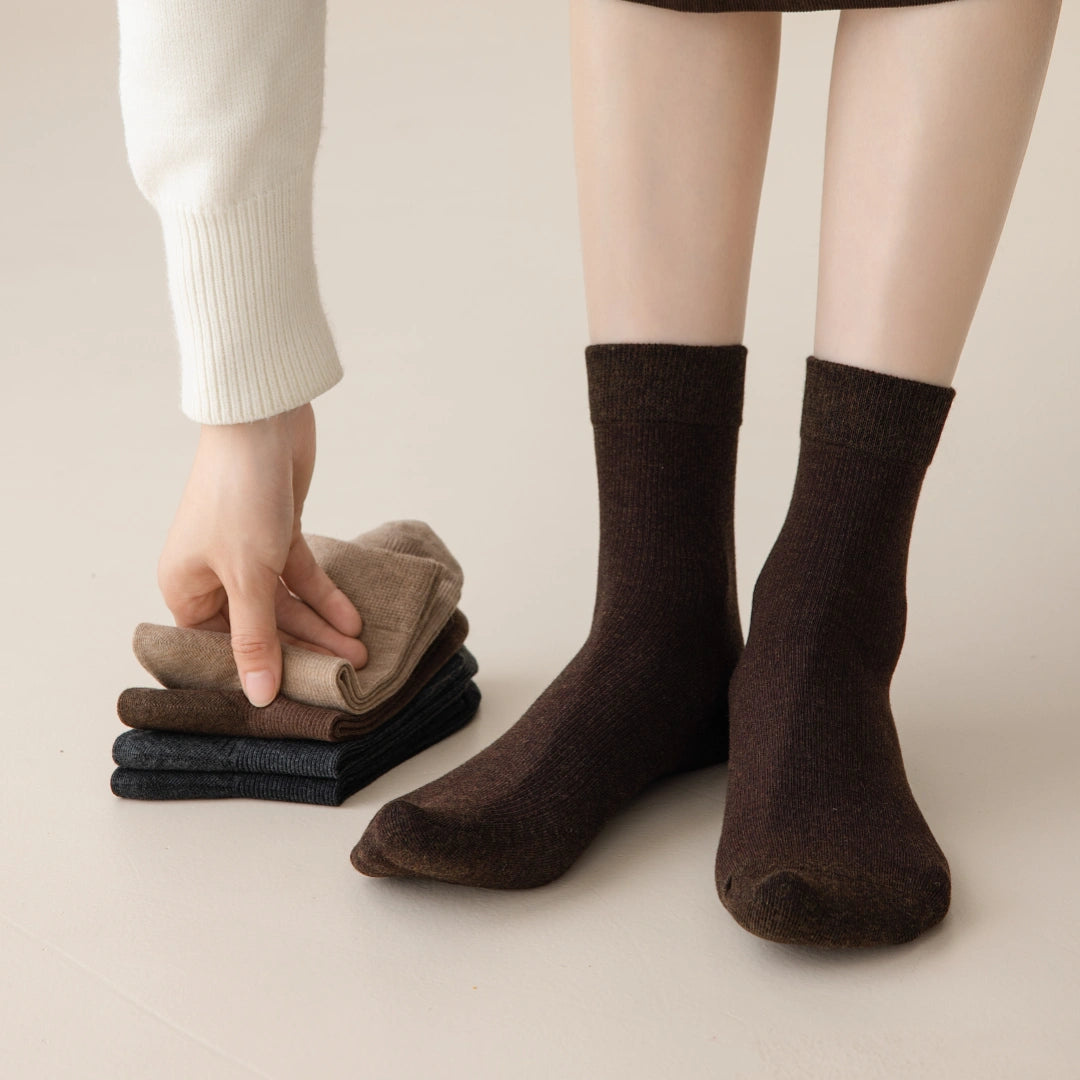 Women's 98% Cotton Fine-Ribbed Quarter Socks