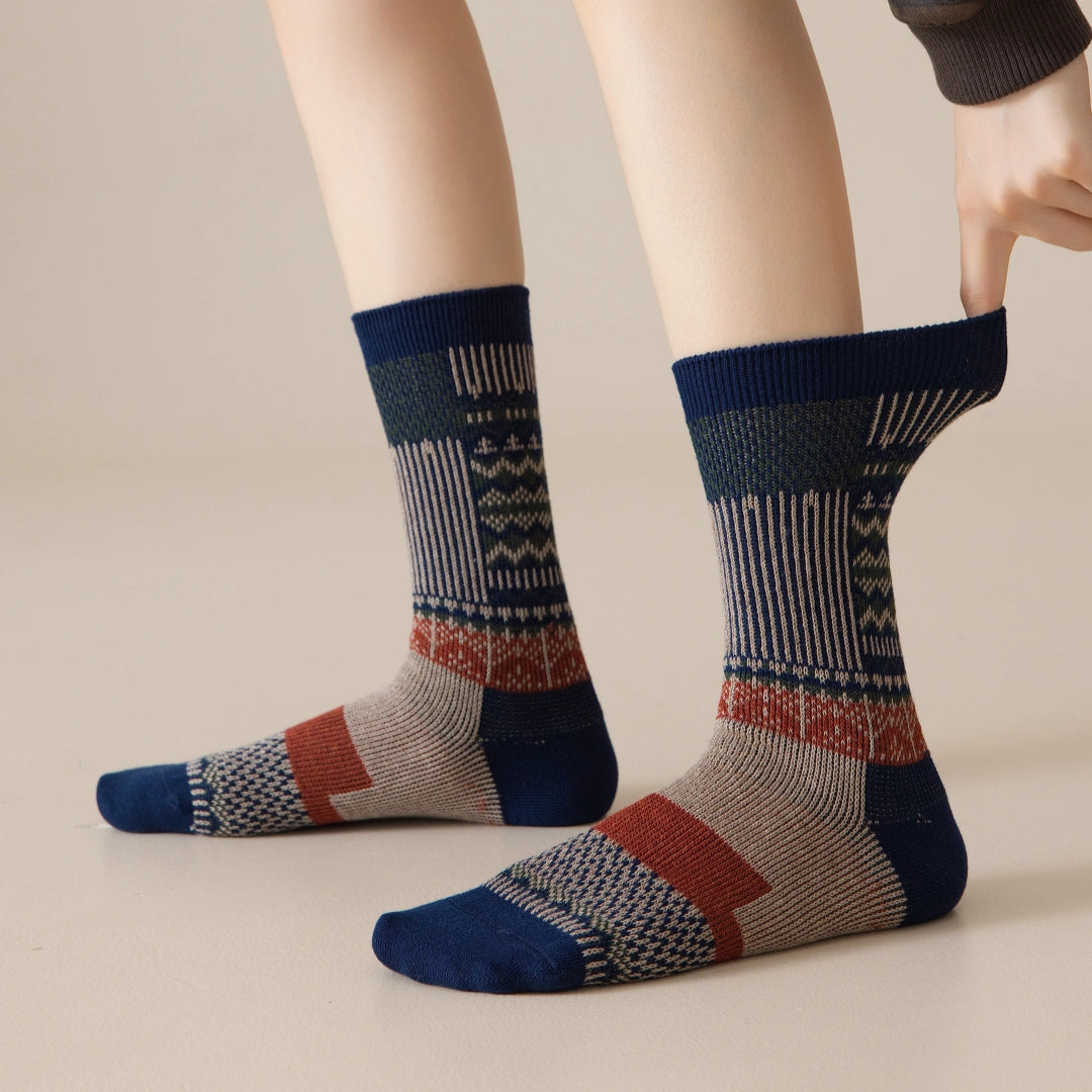 Women's Combed Cotton Blend 7.1" Textured Knit Multi-Pattern Crew Socks