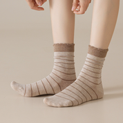 Women's 98% Premium Cotton Fine-Striped Scallop-Trim Crew Socks