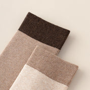 Women's 98% Cotton 5.5" Color-Block Full Terry Crew Socks