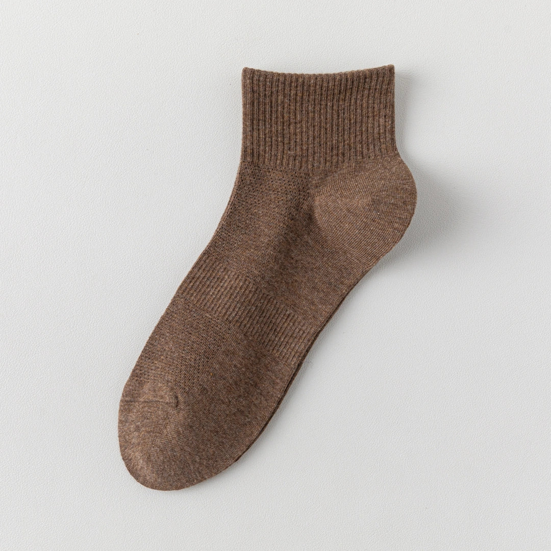 Men's 98% Cotton Breathable Mesh Ankle Socks - product photo showing breathable mesh comfort