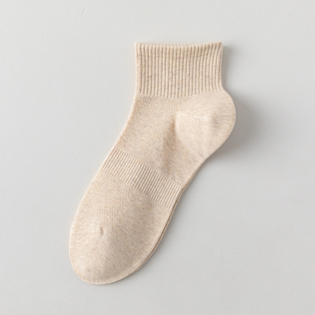 Men's 98% Cotton Breathable Mesh Ankle Socks - product photo showing breathable mesh comfort