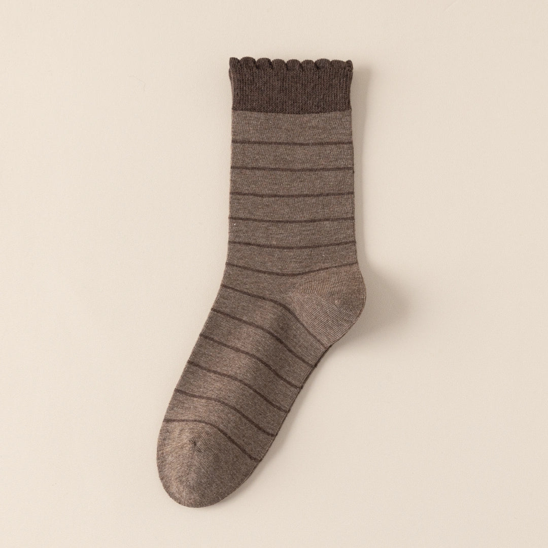 Women's 98% Premium Cotton Fine-Striped Scallop-Trim Crew Socks