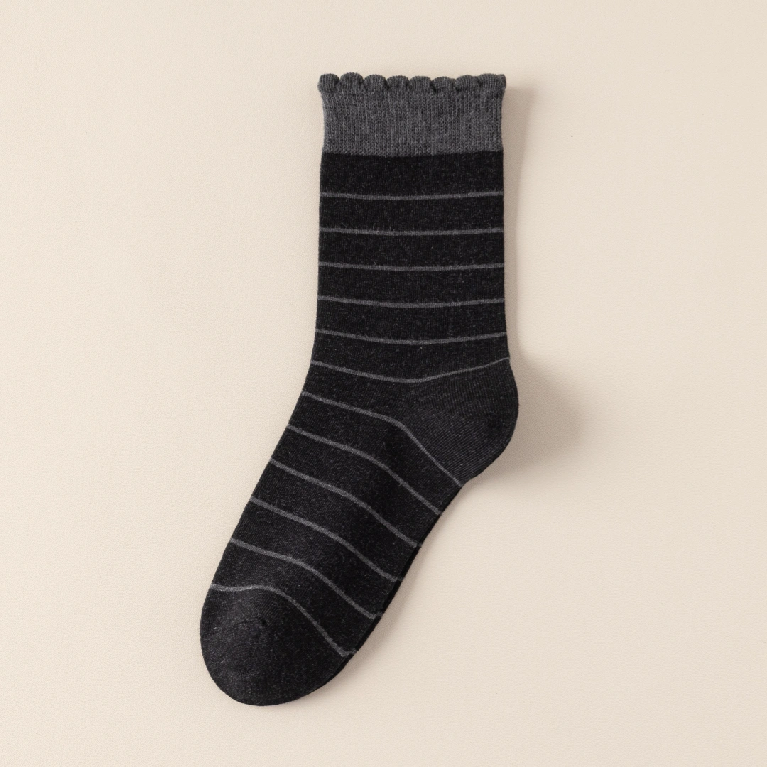 Women's 98% Premium Cotton Fine-Striped Scallop-Trim Crew Socks