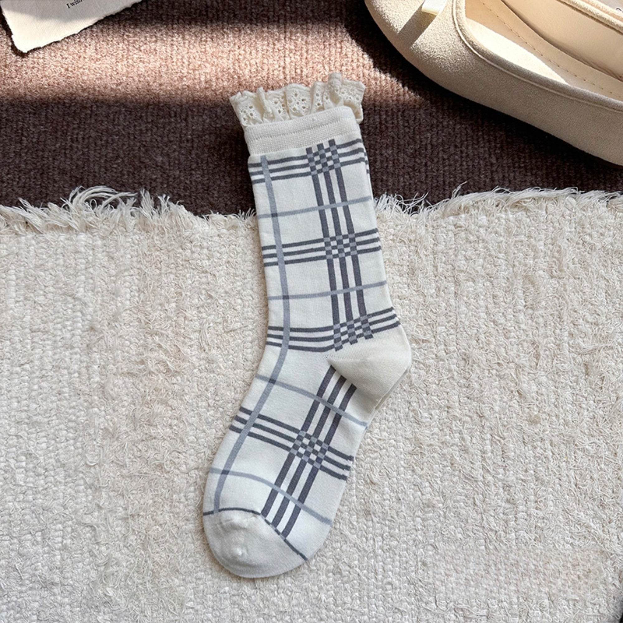 Women's Coquette Aesthetic Crew Socks - Single Pair