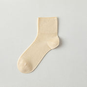 Women's 10% Mulberry Silk Ultra-Thin Cooling Quarter Socks - product photo showing seamless stretch comfort