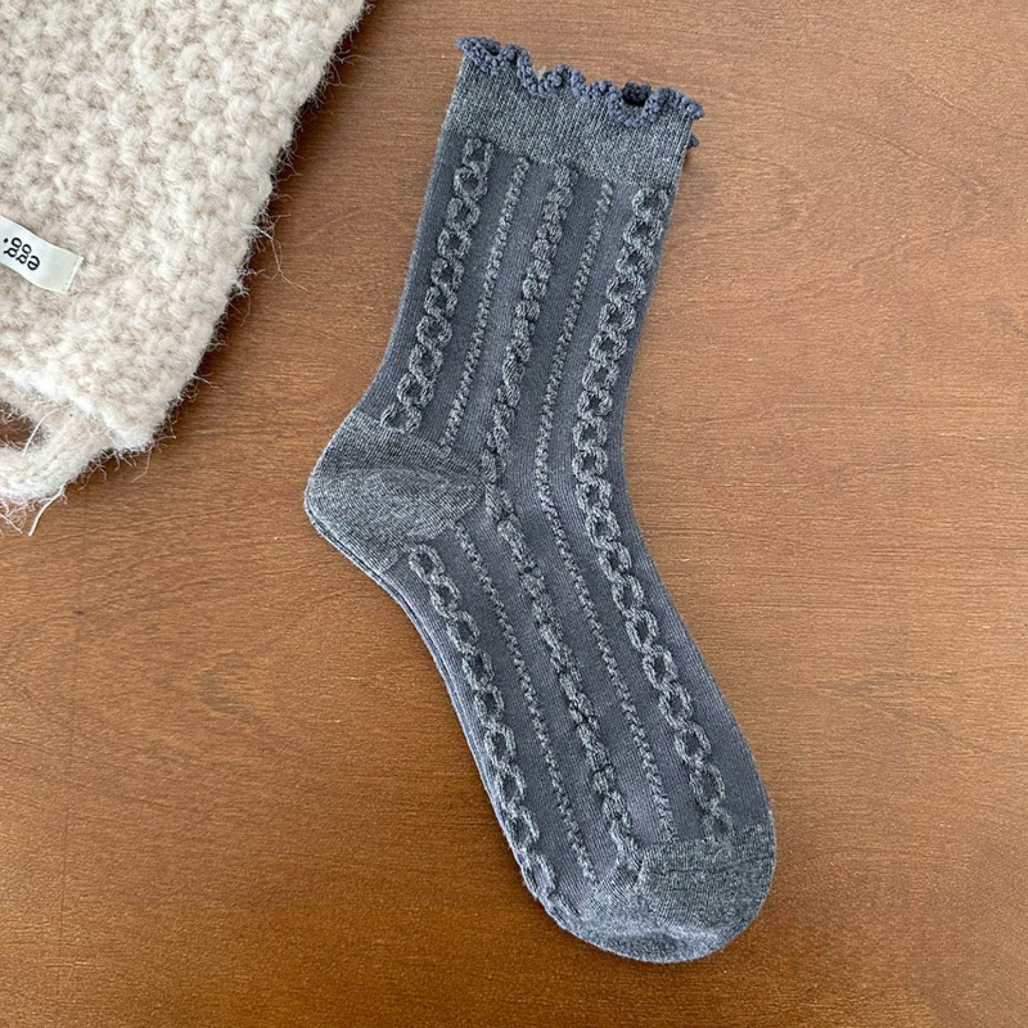 Women's Frilly Lettuce Edge Crew Socks - Single Pair